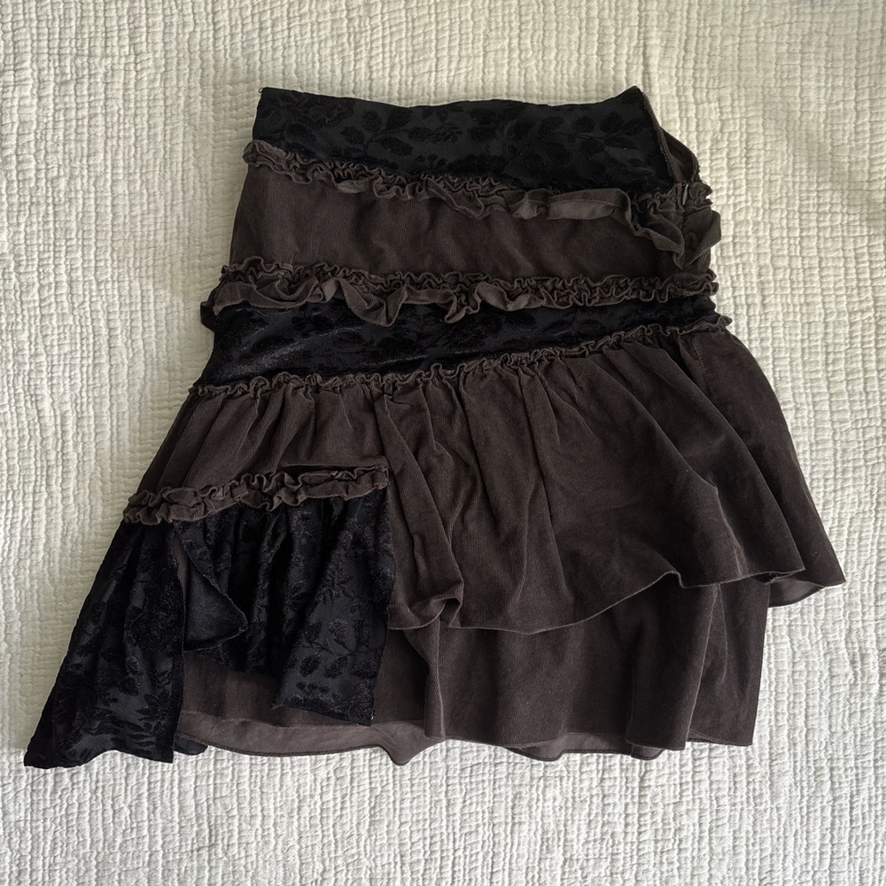 Elegant Black and Brown Midi Skirt